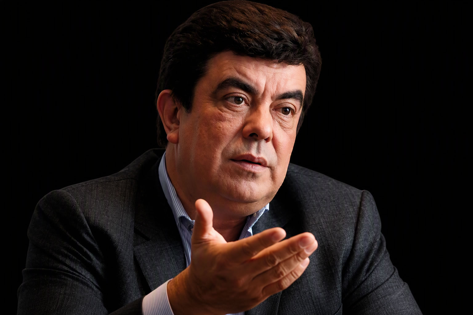 Fernando Espinoza enfrentará un juicio oral por la denuncia de abuso sexual: Casación revocó su sobreseimiento